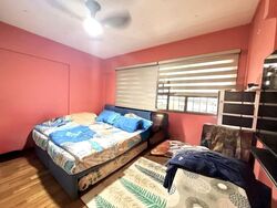 Blk 410 Jurong West Street 42 (Jurong West), HDB Executive #553787541